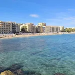 Tomas Апартаменты Торевьиа